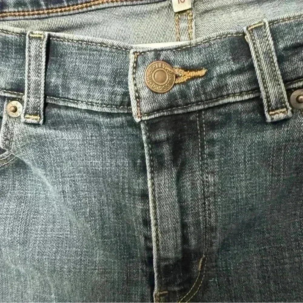 Levi Classic Boot Jeans - Picture 4 of 12